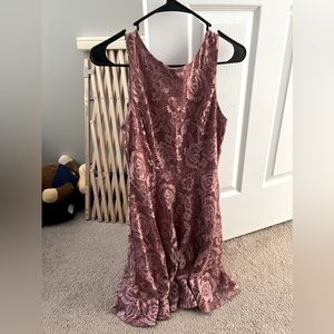 Knee length dress with V back